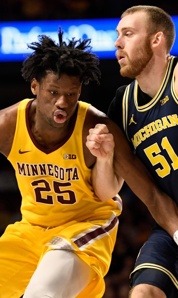 Oturu scores 30 as Minnesota beats No. 19 Michigan 75-67